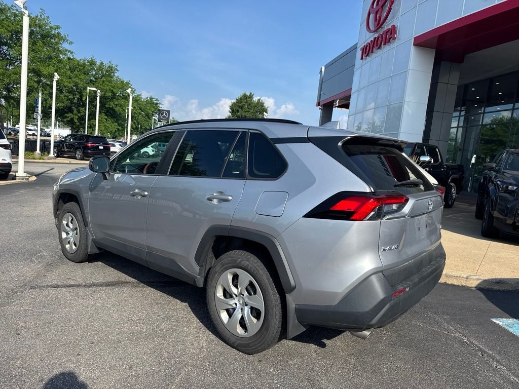 2020 Toyota RAV4 LE
