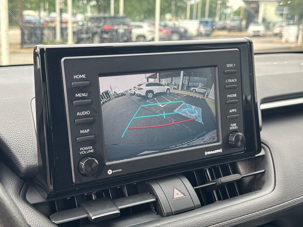2020 Toyota RAV4 LE