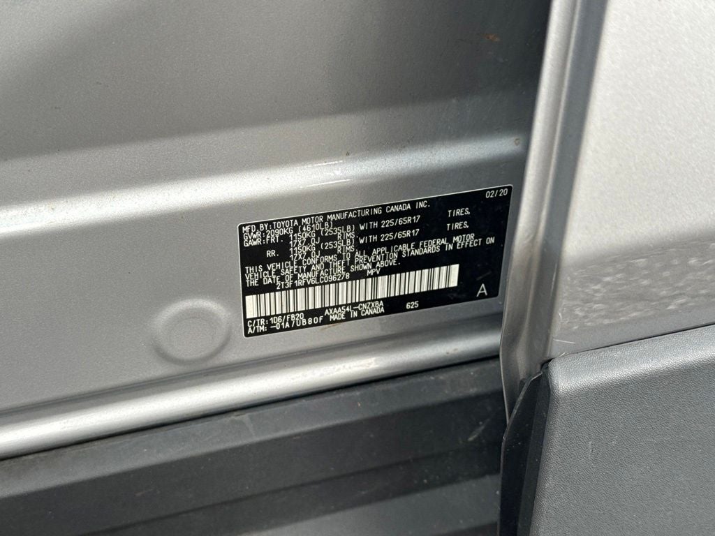 2020 Toyota RAV4 LE