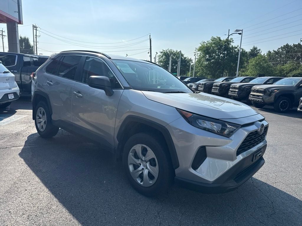2020 Toyota RAV4 LE