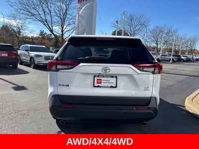 2024 Toyota RAV4 LE