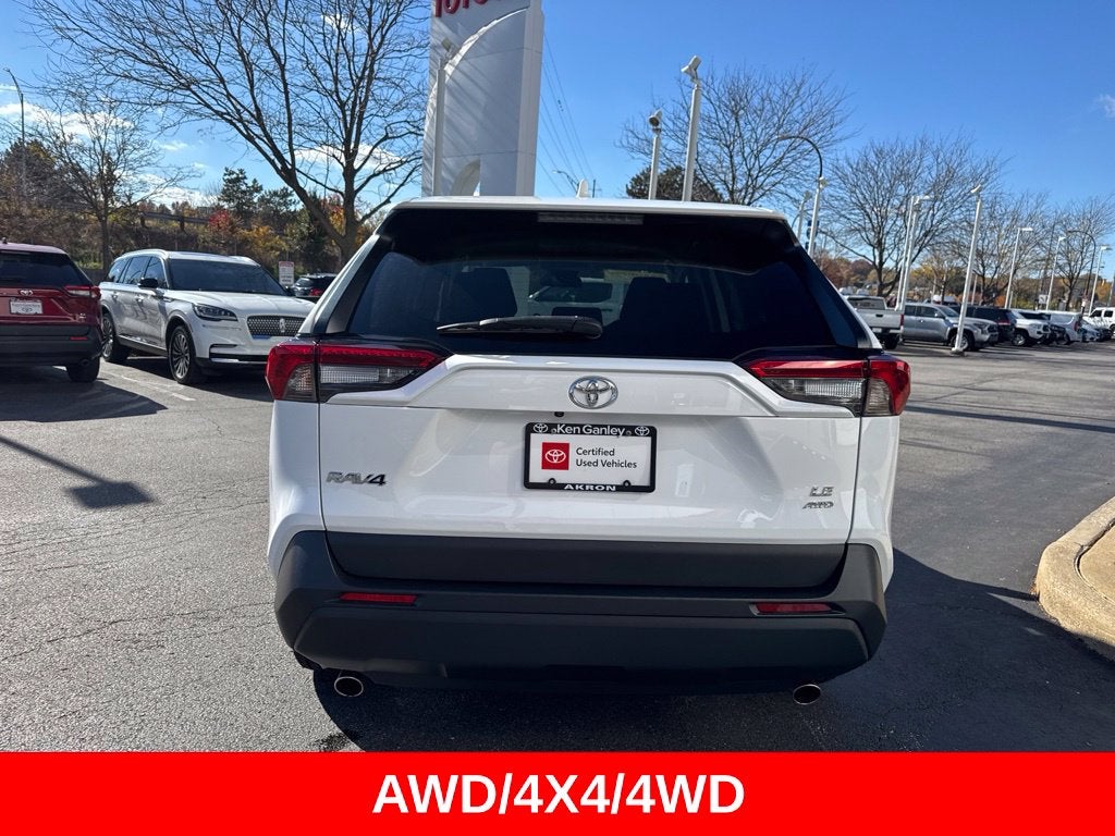 2024 Toyota RAV4 LE