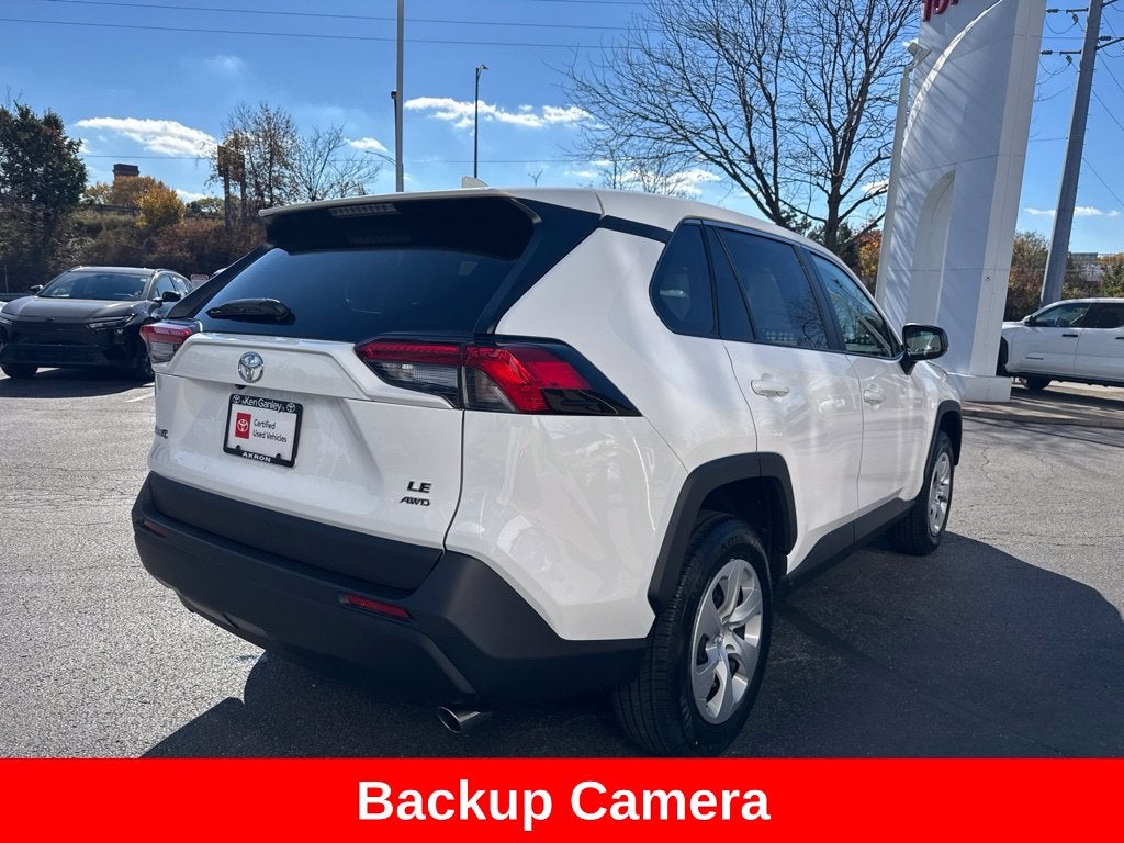 2024 Toyota RAV4 LE