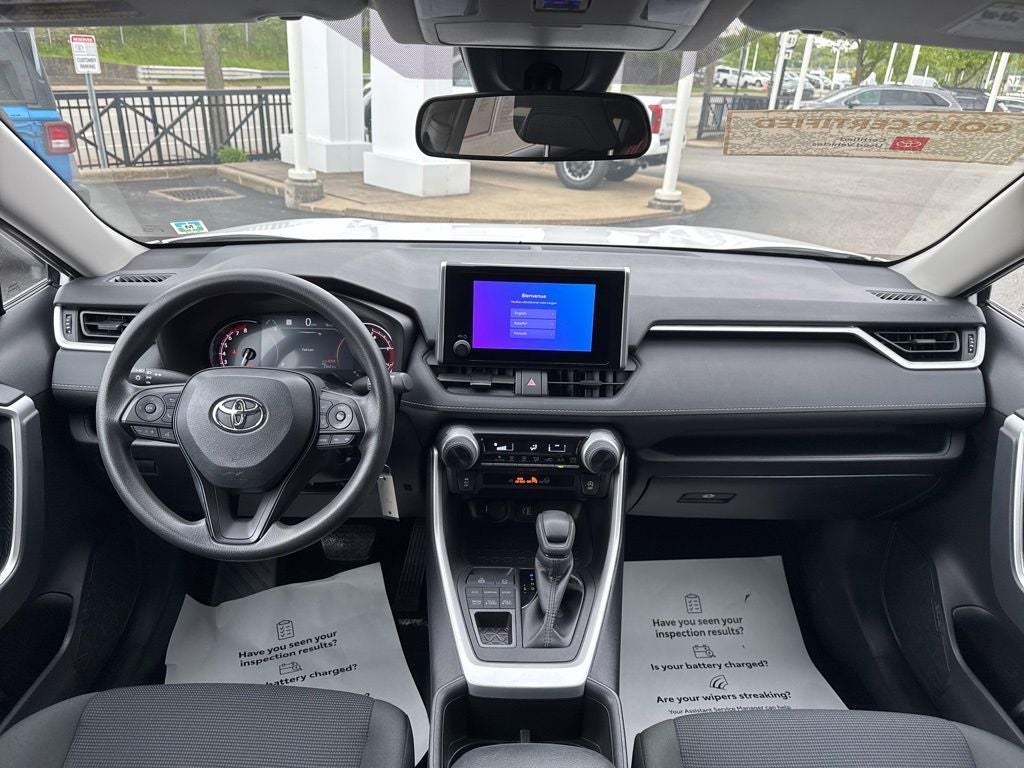 2024 Toyota RAV4 LE