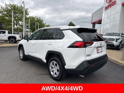 2024 Toyota RAV4 LE