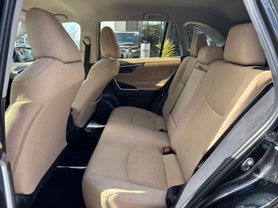 2022 Toyota RAV4 LE
