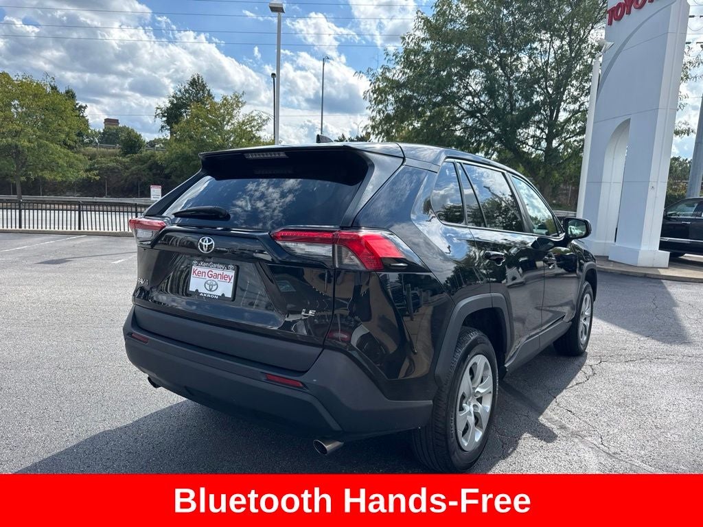 2022 Toyota RAV4 LE