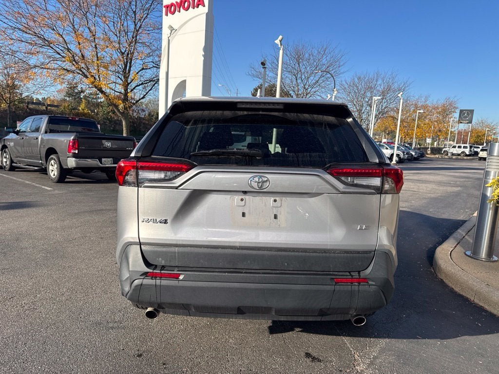 2023 Toyota RAV4 LE
