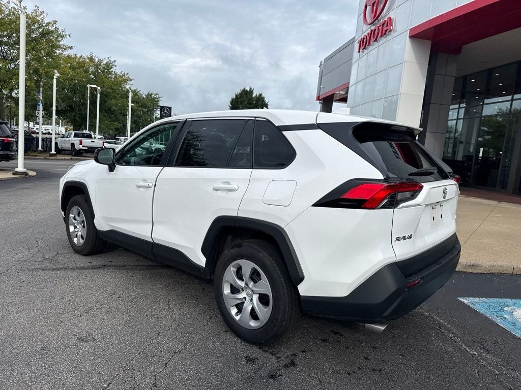 2024 Toyota RAV4 LE