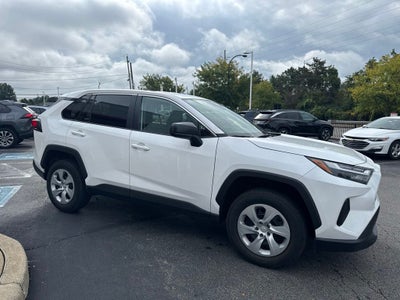 2024 Toyota RAV4 LE