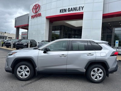 2024 Toyota RAV4 LE