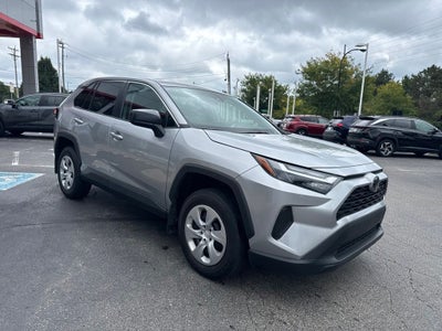 2024 Toyota RAV4 LE