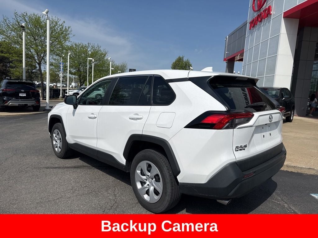 2024 Toyota RAV4 LE