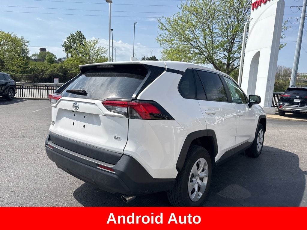 2024 Toyota RAV4 LE