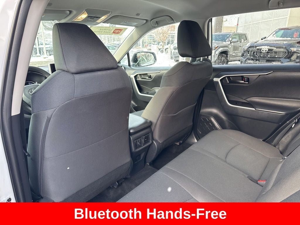 2025 Toyota RAV4 Hybrid LE