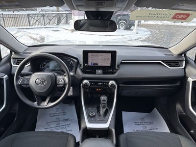 2025 Toyota RAV4 Hybrid LE