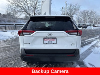 2025 Toyota RAV4 Hybrid LE