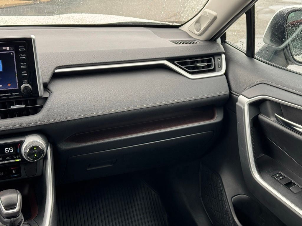 2020 Toyota RAV4 Limited
