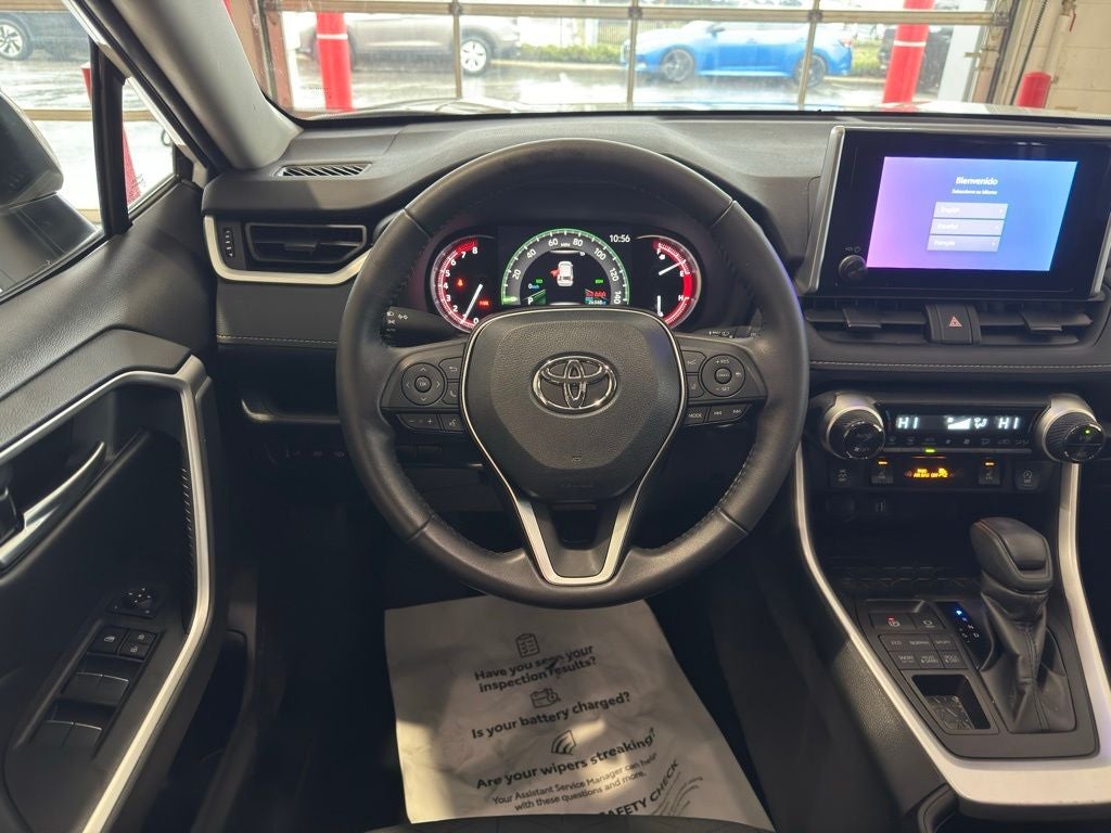2023 Toyota RAV4 XLE