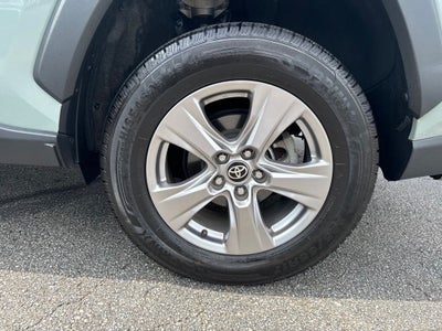 2022 Toyota RAV4 XLE