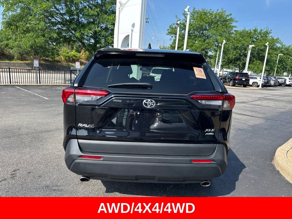 2025 Toyota RAV4 XLE