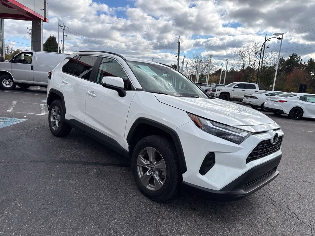 2024 Toyota RAV4 XLE