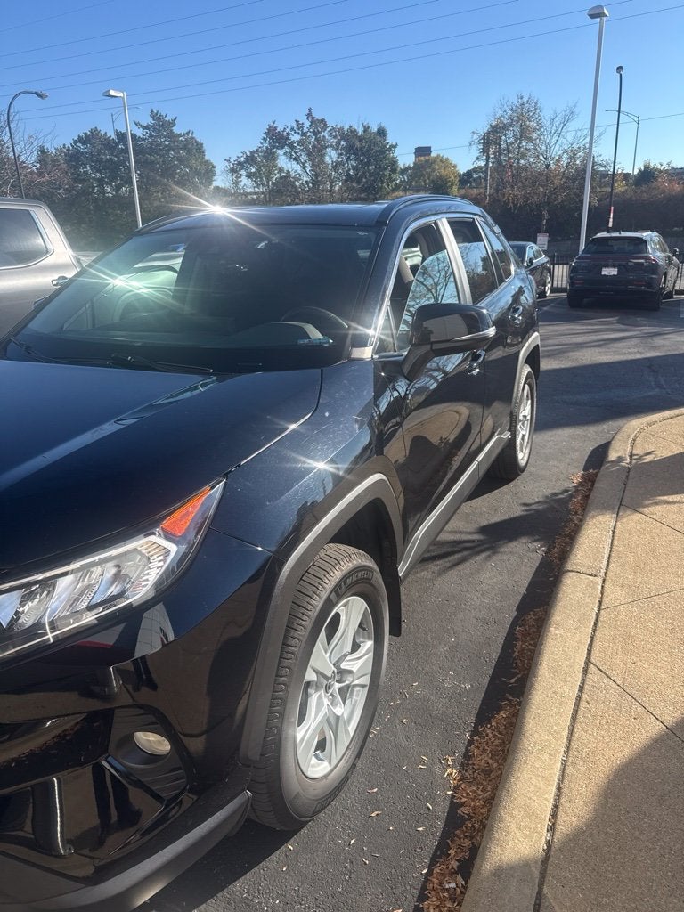 2020 Toyota RAV4 XLE