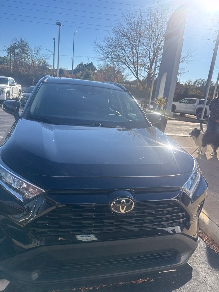2020 Toyota RAV4 XLE