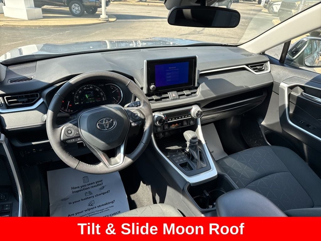 2023 Toyota RAV4 XLE