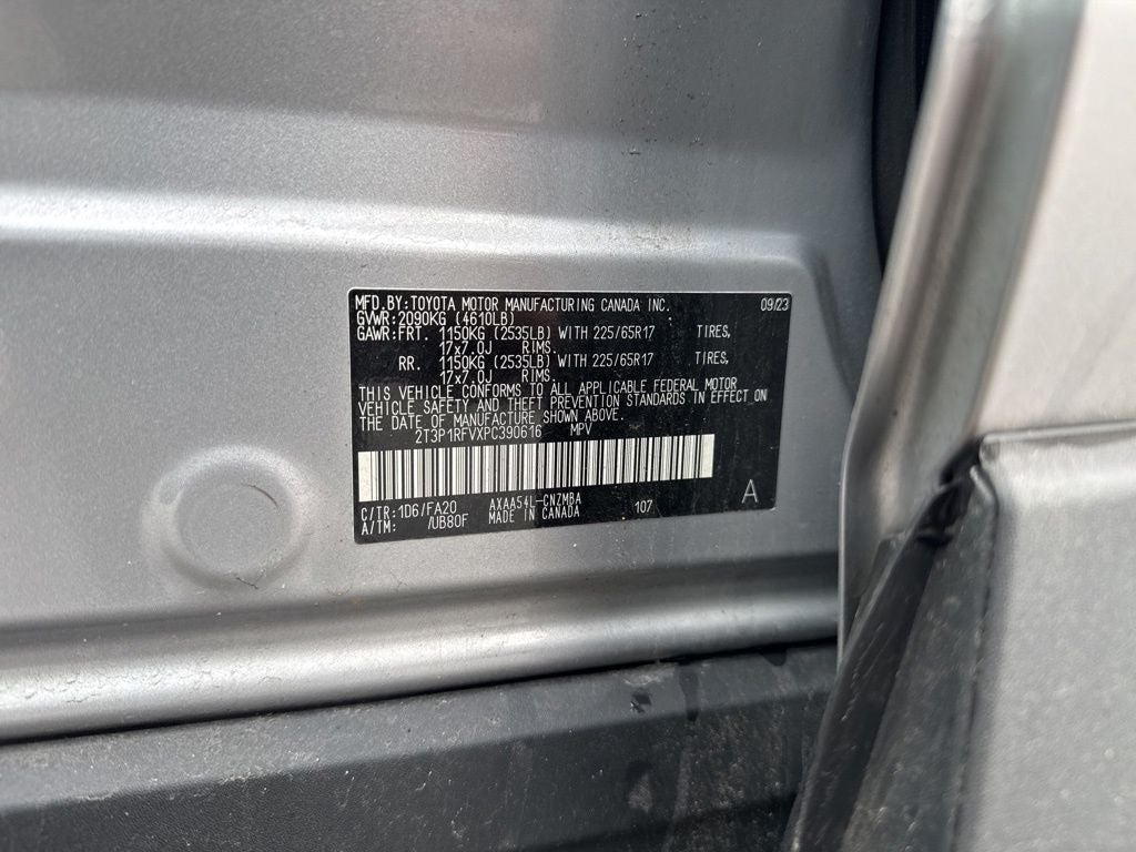2023 Toyota RAV4 XLE