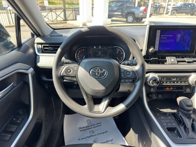 2025 Toyota RAV4 XLE