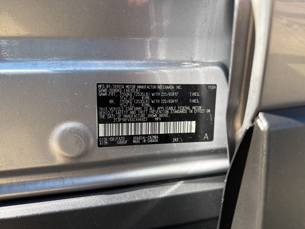 2025 Toyota RAV4 XLE