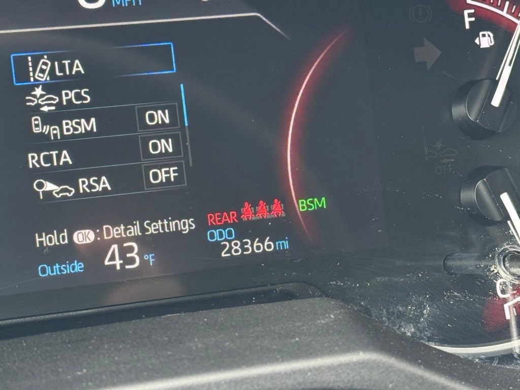 2025 Toyota RAV4 XLE