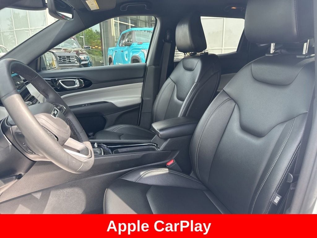 2025 Jeep Compass Limited - Photo 12