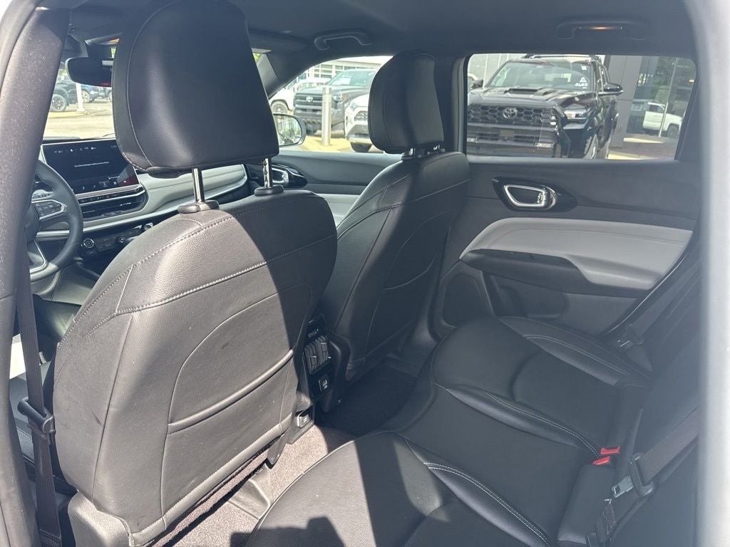 2025 Jeep Compass Limited - Photo 16