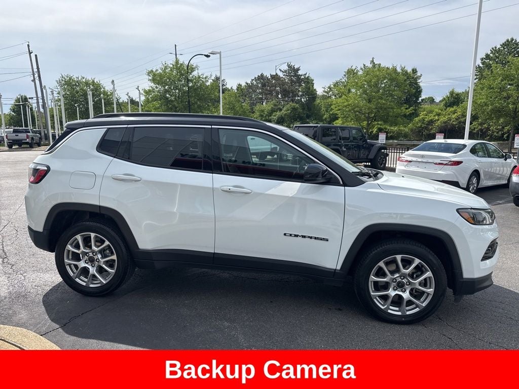 2025 Jeep Compass Limited - Photo 8