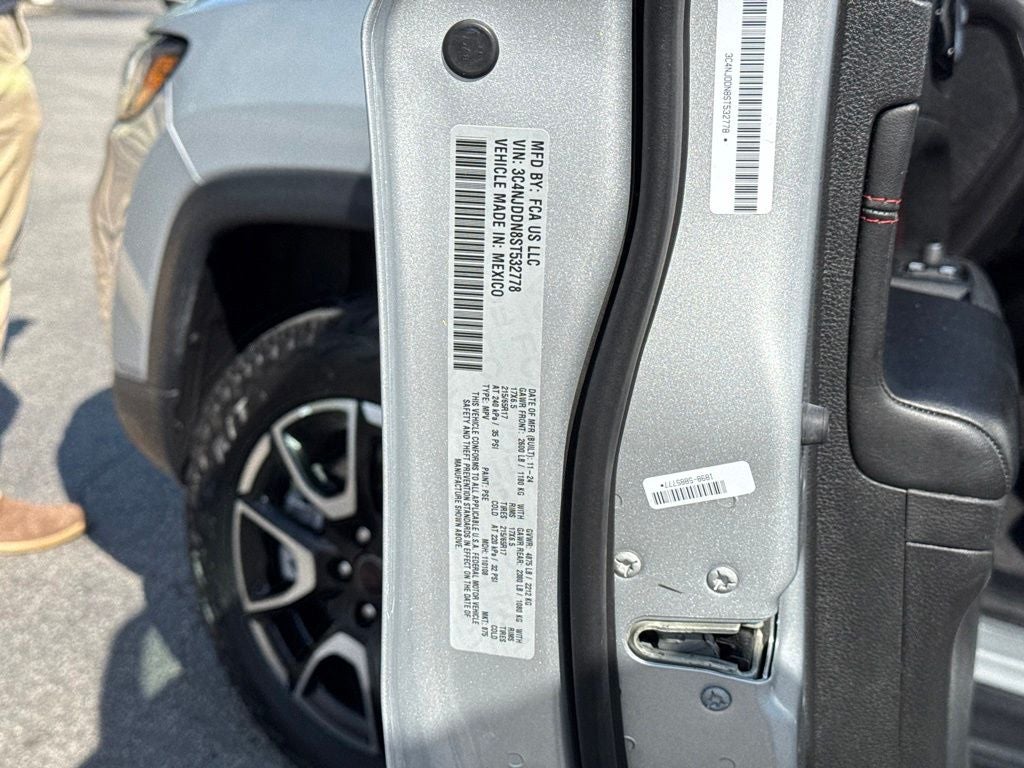 2025 Jeep Compass Trailhawk