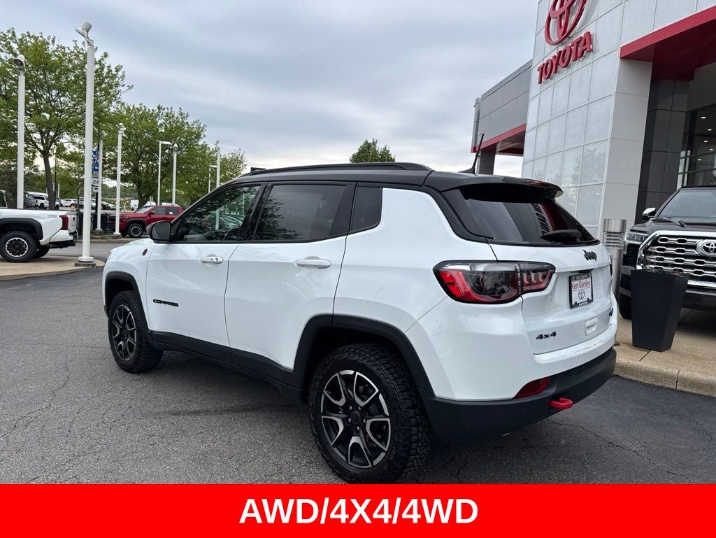 2025 Jeep Compass Trailhawk