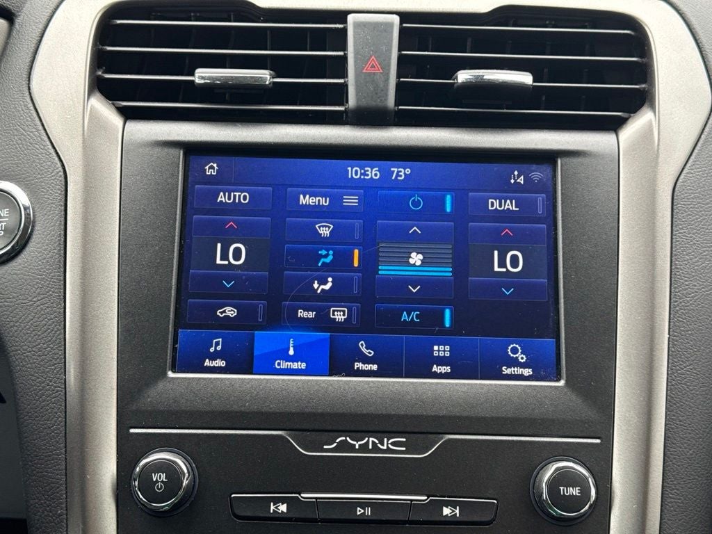 2020 Ford Fusion SE