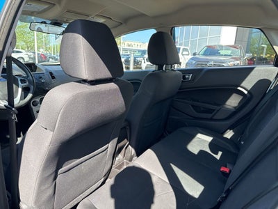 2015 Ford Fiesta SE