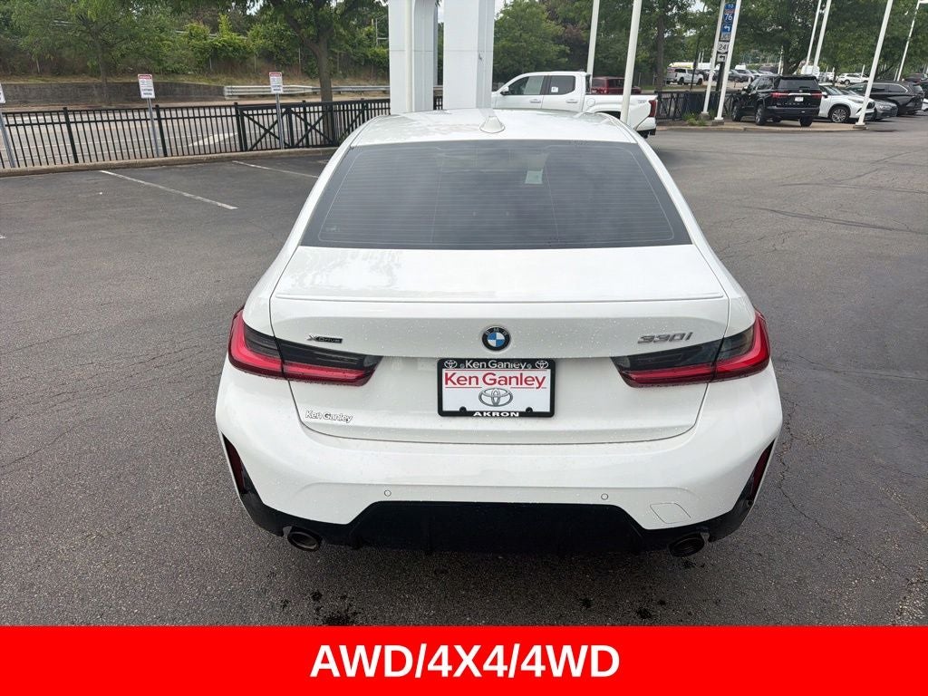 2025 BMW 3 Series 330i xDrive