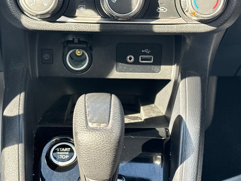 2025 Nissan Versa Sedan SV - Photo 25