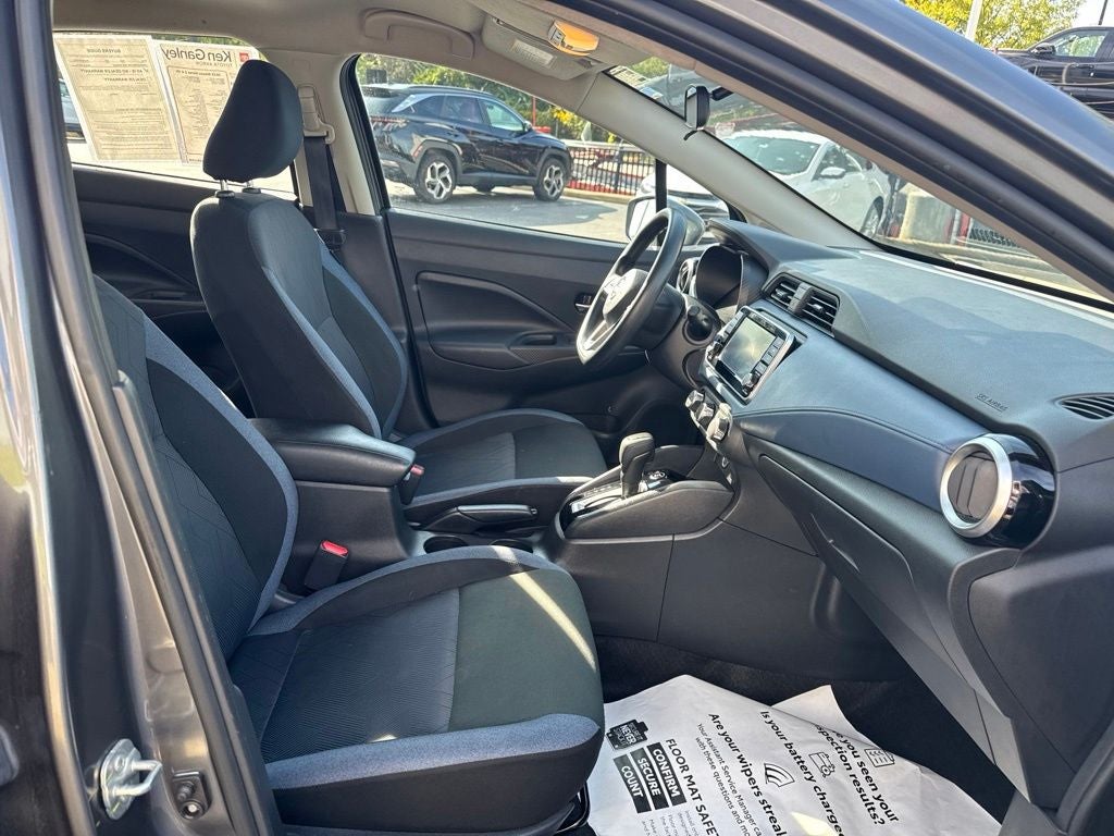 2025 Nissan Versa Sedan SV - Photo 34