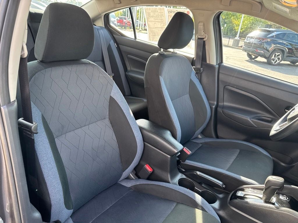 2025 Nissan Versa Sedan SV - Photo 35