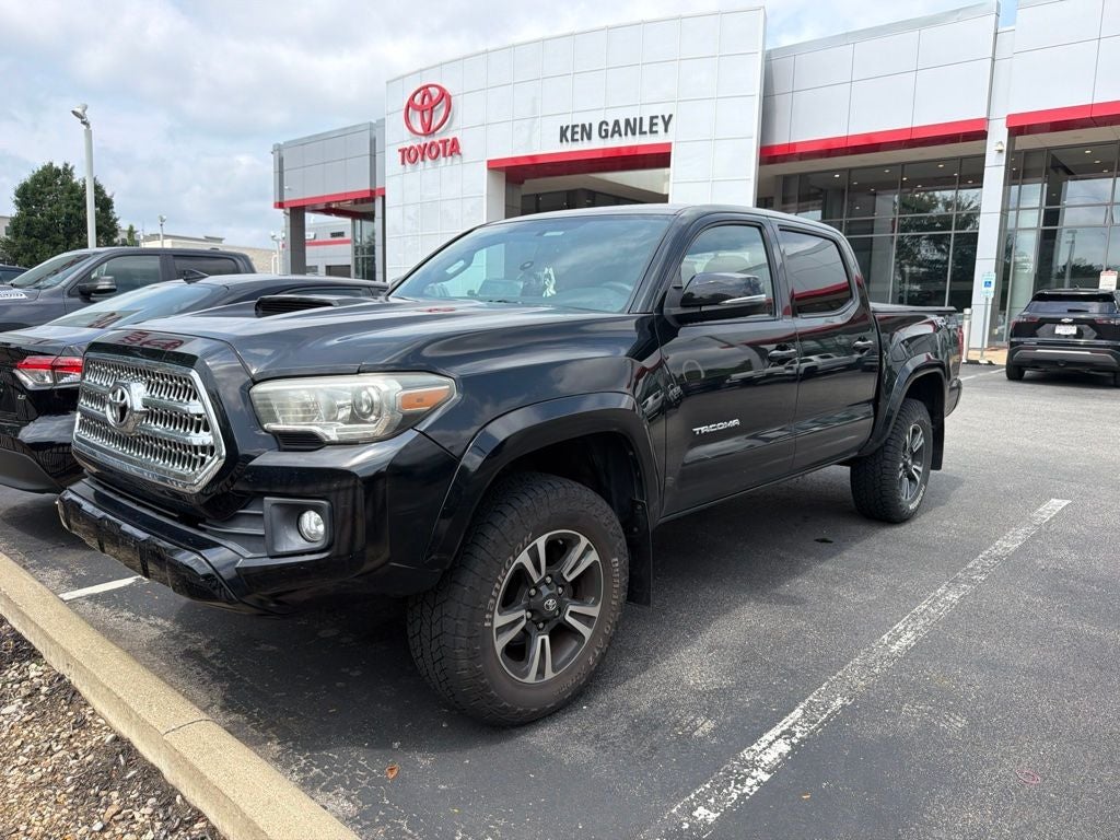 2017 Toyota Tacoma TRD Sport