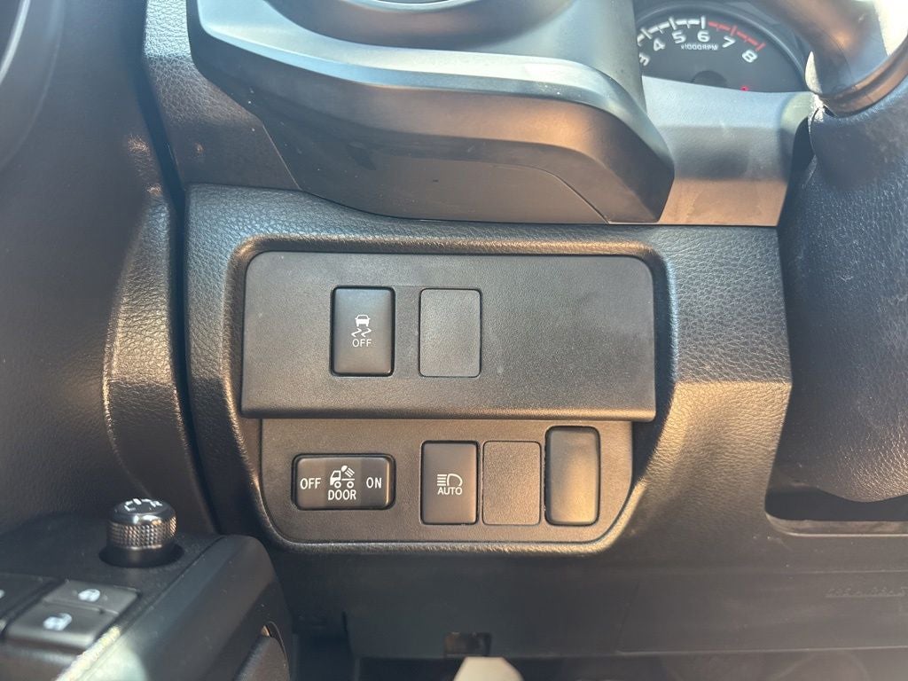 2023 Toyota Tacoma SR V6