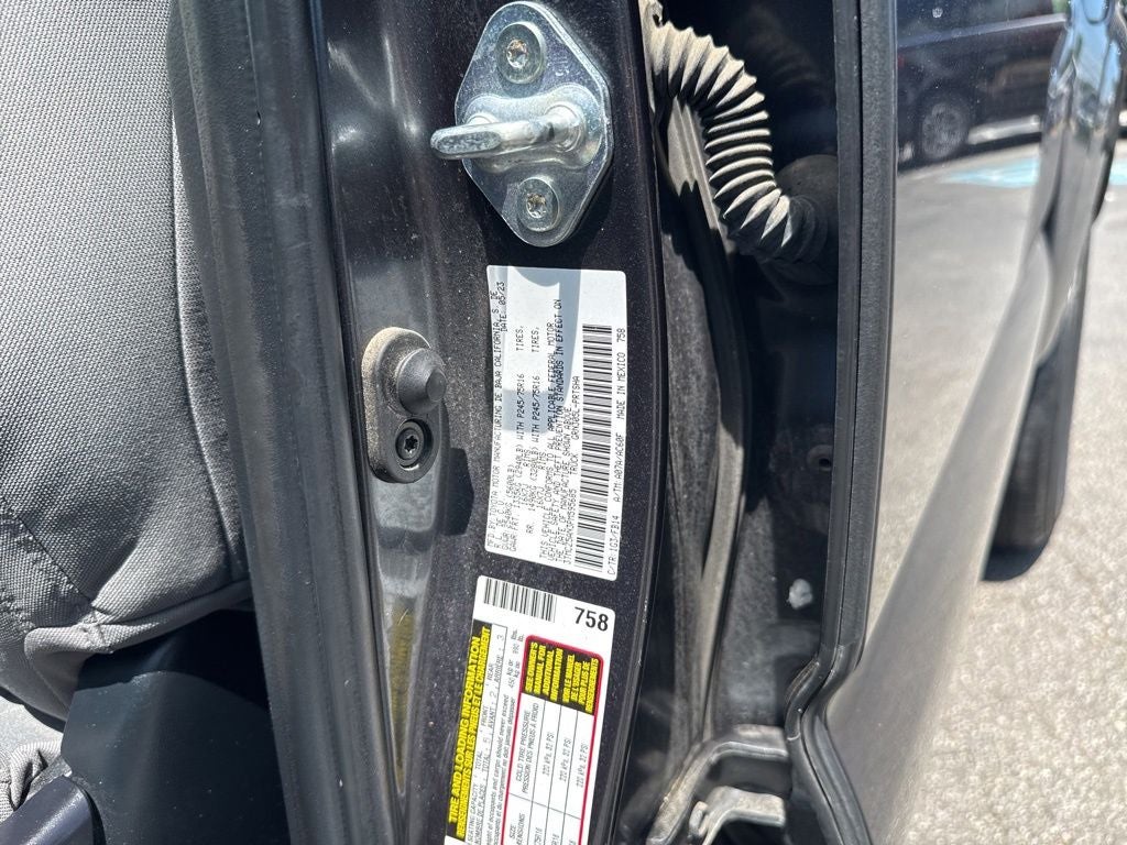 2023 Toyota Tacoma SR V6