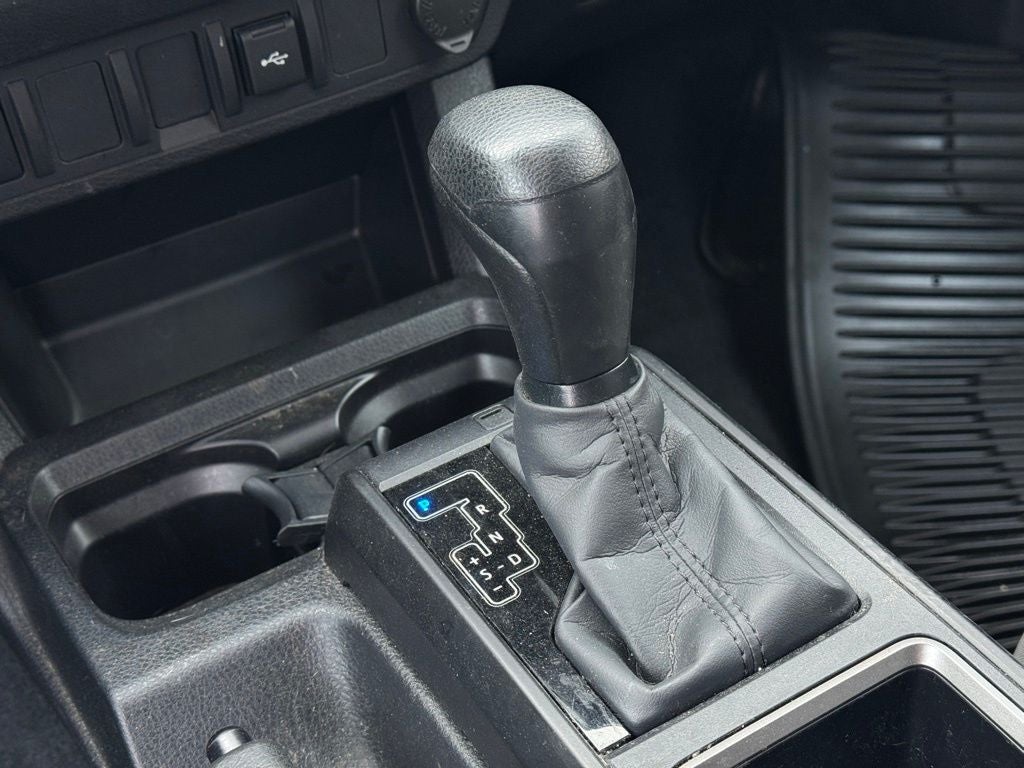 2023 Toyota Tacoma SR V6