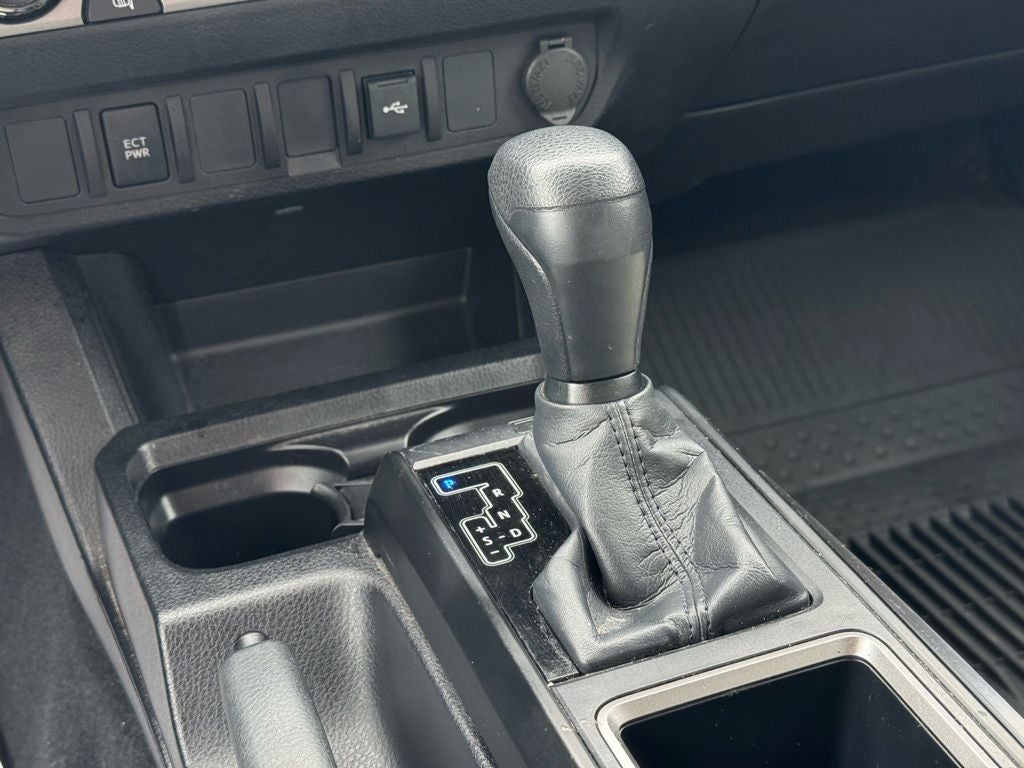 2021 Toyota Tacoma SR V6