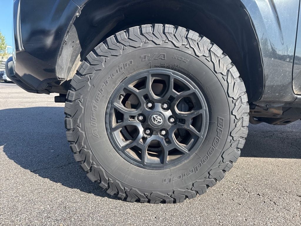 2023 Toyota Tacoma SR V6